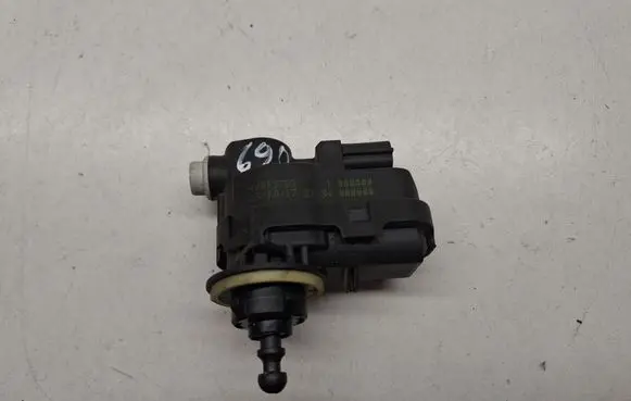 Toyota Yaris Headlight level adjustment motor 90013783