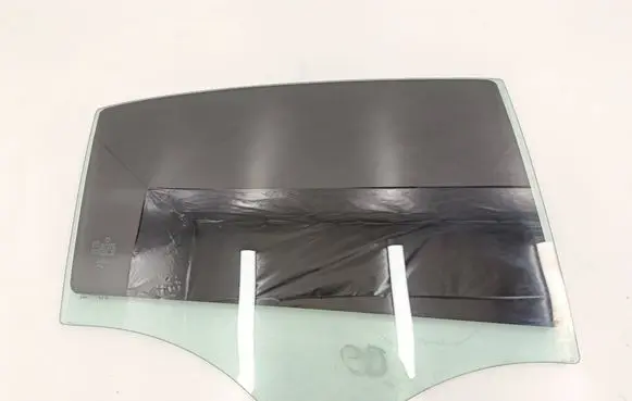 Mercedes-Benz A W176 Rear door window glass