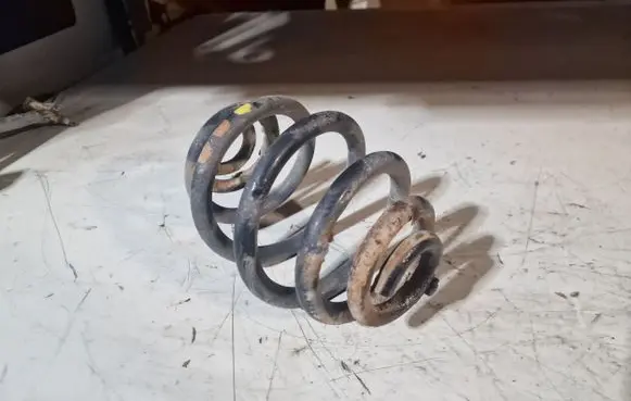 Audi A6 S6 C5 4B Rear coil spring