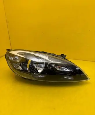 Volvo V40 Headlight/headlamp 31420004