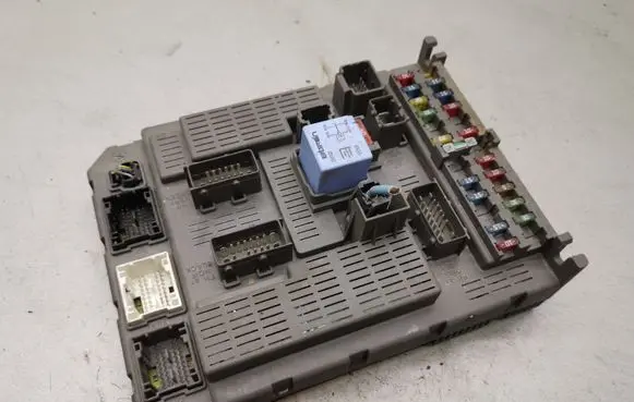 Peugeot 807 Comfort/convenience module 9649477480