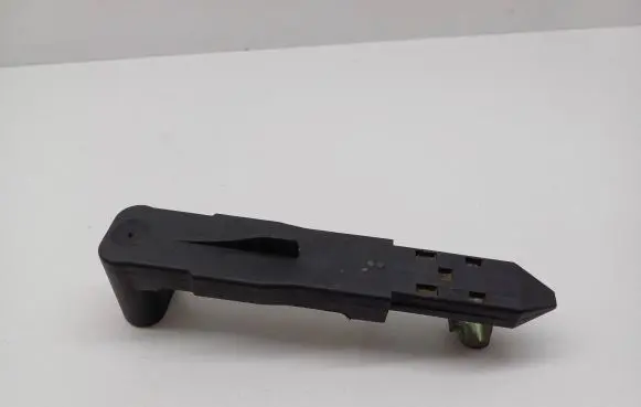 Volvo XC60 Headlight/headlamp mounting bracket 30763155