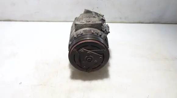 Renault Laguna III Air conditioning (A/C) compressor (pump)