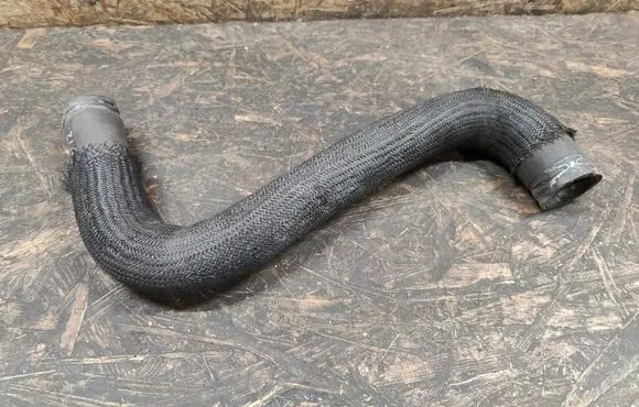 Chrysler 300 - 300C Engine coolant pipe/hose