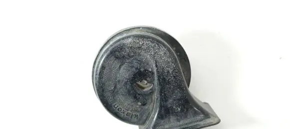 Audi A4 S4 B5 8D Horn signal 8D0951221 0092018