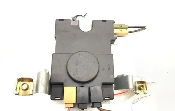 Audi A3 S3 8P Sound amplifier 8P3035225D