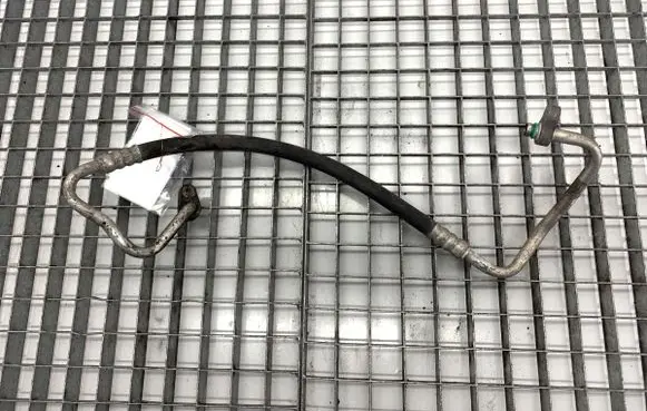 Hyundai ix35 Air conditioning (A/C) pipe/hose 