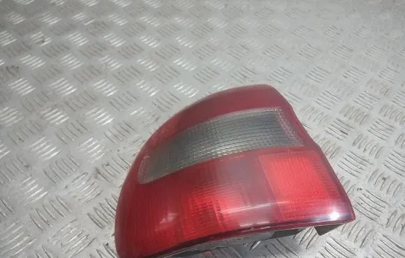 Volvo S40, V40 Rear/tail lights