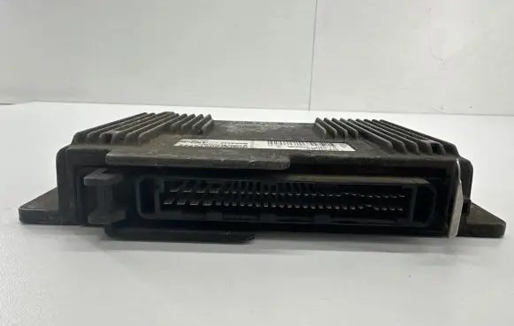 Renault Scenic I Engine control unit/module 7700875745 S115300202A 7700105980