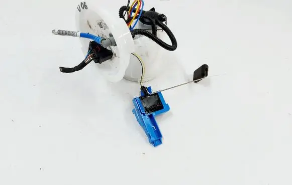 BMW 2 Active Tourer U06 In-tank fuel pump 9452477