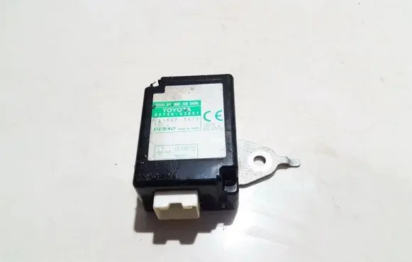 Lexus IS 220D-250-350 Door control unit/module 8974053051 89740-53051