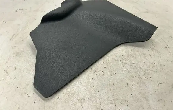 Nissan Rogue Centre console side trim front 689214BA0A 689R24BA0A