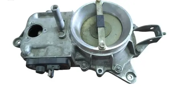 Mercedes-Benz E W124 Throttle body valve 1031410345