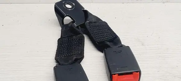 Toyota Avensis T220 Middle seatbelt buckle (rear) 63961B1001 62487 6020102