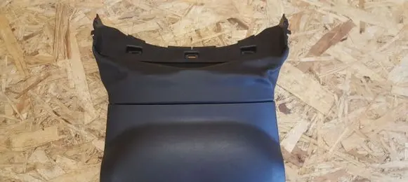 Steering wheel column trim