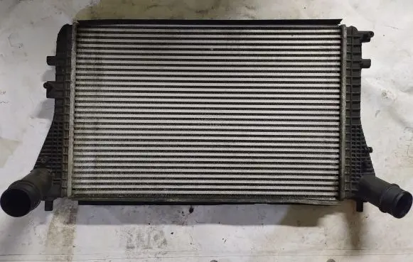 Volkswagen Golf VI Intercooler radiator 1K0121345D