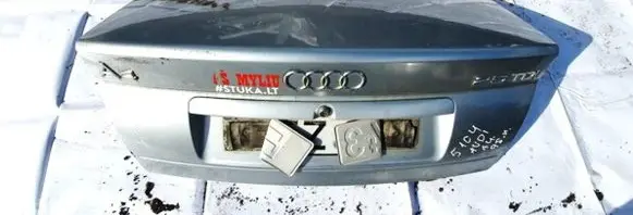 Audi A4 S4 B5 8D Tailgate/trunk/boot lid sidabrinis