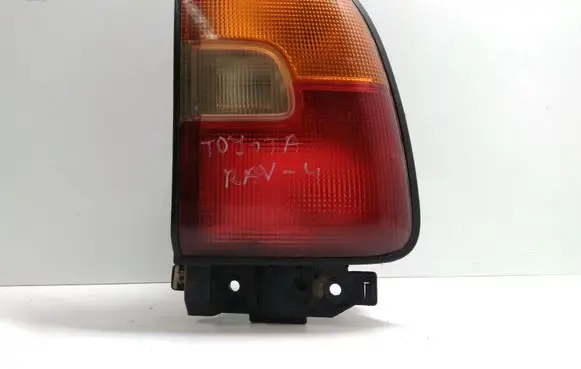 Toyota RAV 4 (XA10) Rear/tail lights