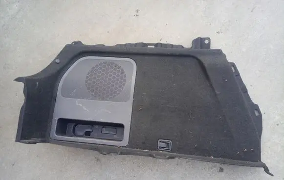 Hyundai Ioniq Trunk/boot lower side trim panel 