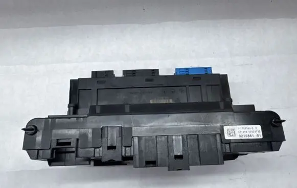 BMW 5 GT F07 Fuse module 9210861 00320735 117033442