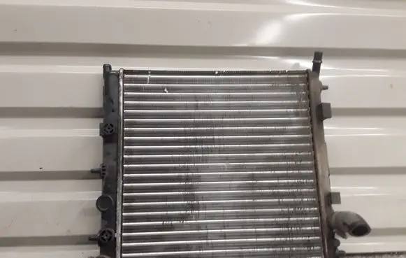 Peugeot 1007 Coolant radiator