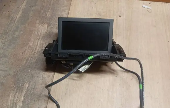 Peugeot 3008 I Screen/display/small screen 09297E 068677 98045606ZD