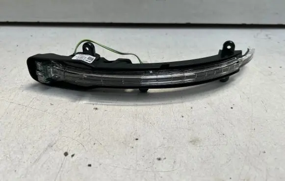 Audi Q5 SQ5 Mirror indicator light 4L0949102A M10741B01 2490001030237003
