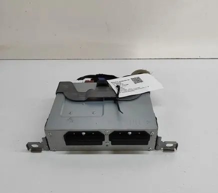 Mazda CX-30 Radio/CD/DVD/GPS head unit BJGB669C0F CLMM2DE1JT