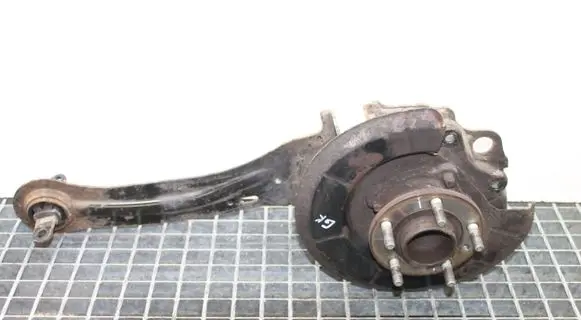 Volvo V40 Rear wheel hub
