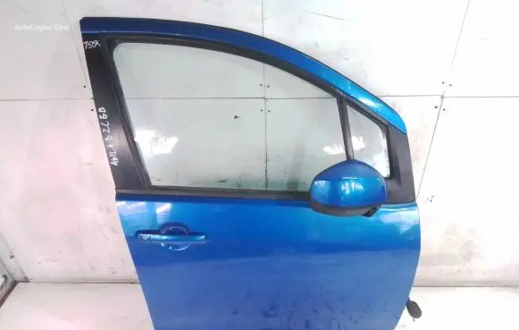 Opel Agila B Front door