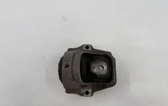 Audi A5 8T 8F Engine mount bracket 784234142