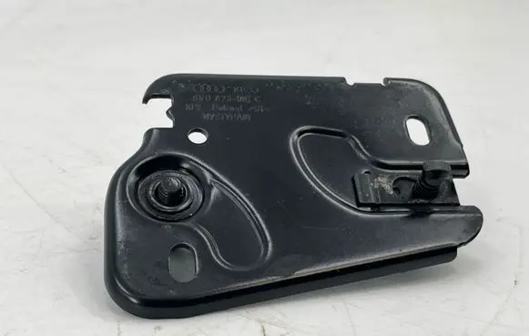Audi A3 S3 8V Engine bonnet/hood lock/latch loop/hook 8V0823186C