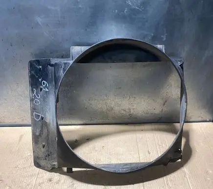 Mercedes-Benz W123 Radiator cooling fan shroud 1235050955