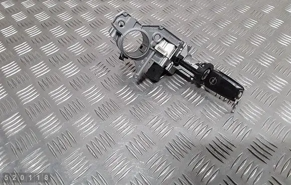 Opel Astra H Ignition lock 2421430 N0501881