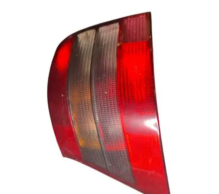 Volkswagen Golf IV Rear/tail lights 148185 148197 1j6945257