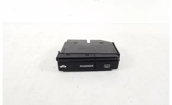 Toyota Avensis T250 Windscreen/window heater switch 84790-05110