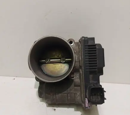 Nissan Primera Throttle valve SERA57601 A2629