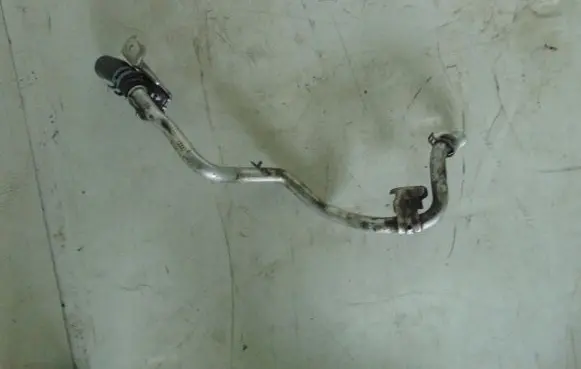 Audi A8 S8 D4 4H Engine coolant pipe/hose 4H0121485S