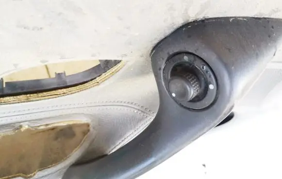 Renault Laguna II Wing mirror switch