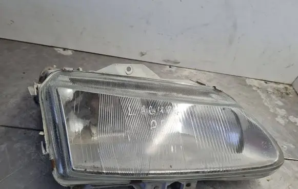 Renault Laguna I Headlight/headlamp 085511120