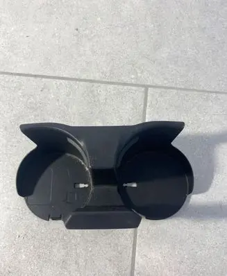 BMW 6 F12 F13 Cup holder front 13318813 9227718