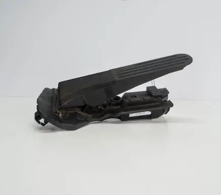 Volkswagen Golf VII Accelerator throttle pedal 1K2721503AD