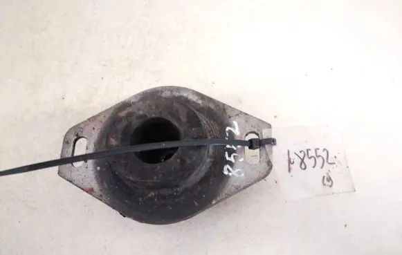 Citroen C4 I Engine mount bracket
