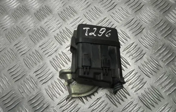 Toyota Auris E180 Fuse box set 9008087021 G3836