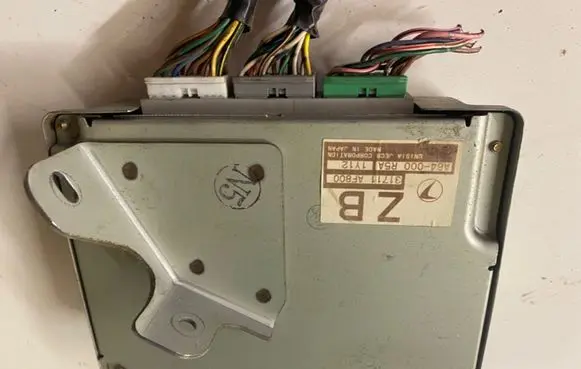 Subaru Outback Gearbox control unit/module A6400R5A 31711AF800
