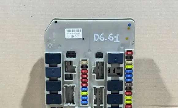Renault Clio III Other control units/modules 194747