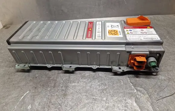 Citroen DS5 Hybrid / electric car battery 9802300880 695587113 9802418780