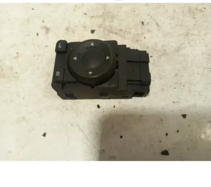 Volkswagen PASSAT B5 Wing mirror switch 3B1959565B