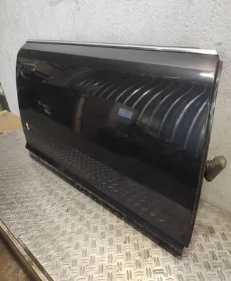 Audi A6 S6 C6 4F Front door LX5S