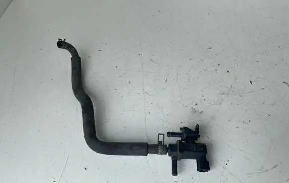 Toyota Avensis T250 Vacuum valve 9008091231